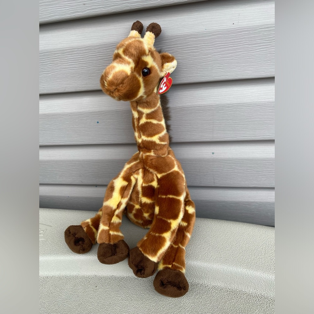 Ty Classic 14"  Tall Giraffe Plush "Hightops" 2003 Beanie Stuffed Animal Soft